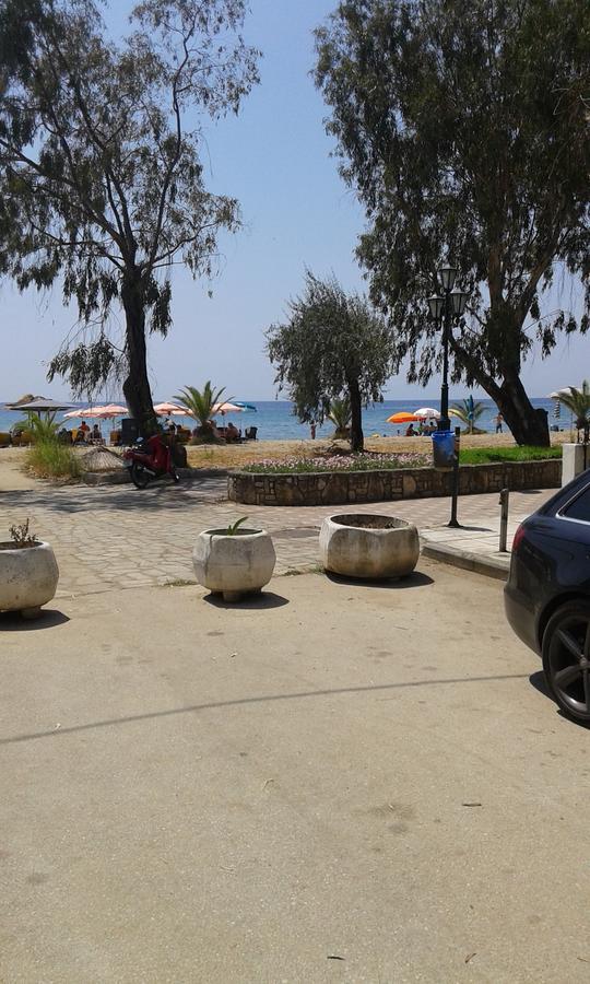 Dionisos Elia Aparthotel Paralia Dionysiou Bagian luar foto